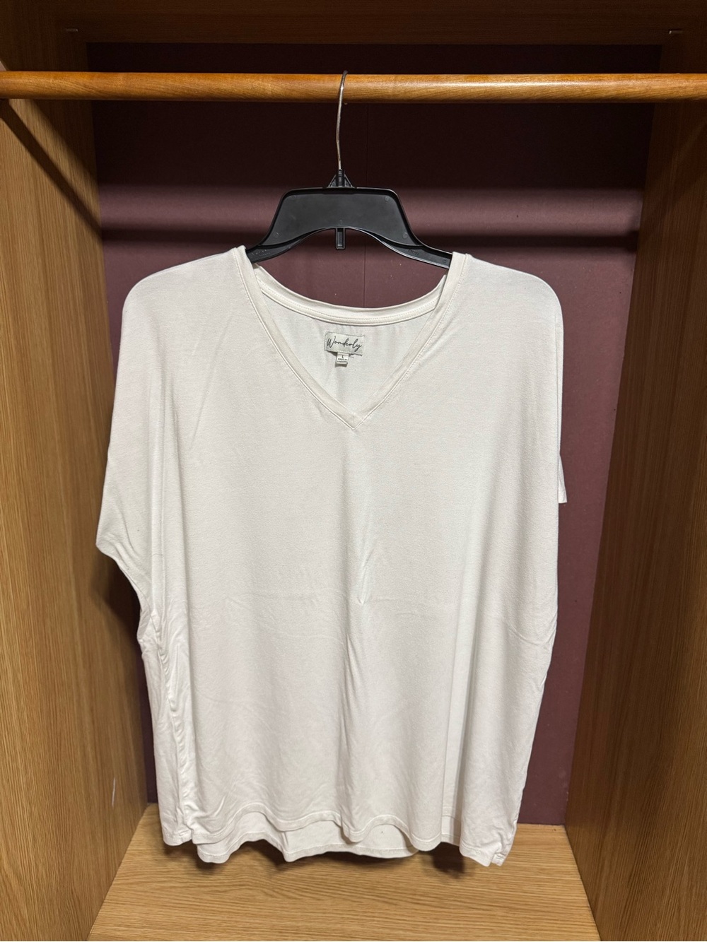 Wonderly Ivory V-Neck Dolman Sleeve Relaxed Top L